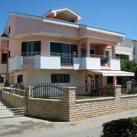 Apartman Strk Сукошан Экстерьер фото